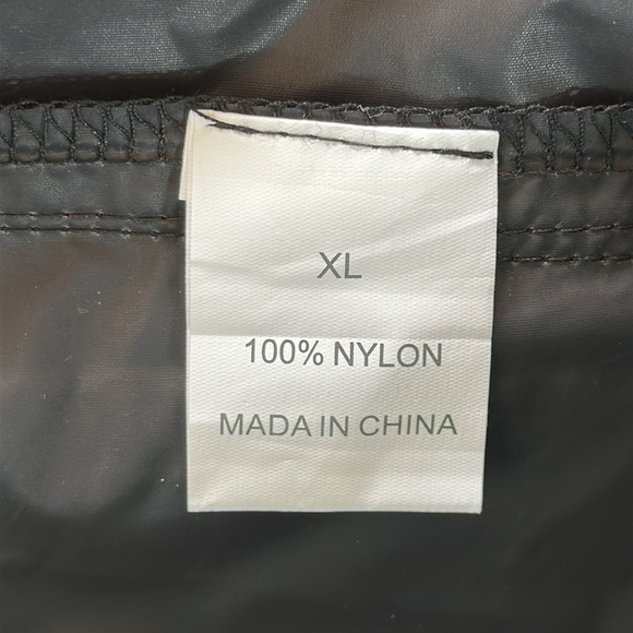 Baleaf lightweight black nylon rain jacket, size XL - Picture 8 of 10